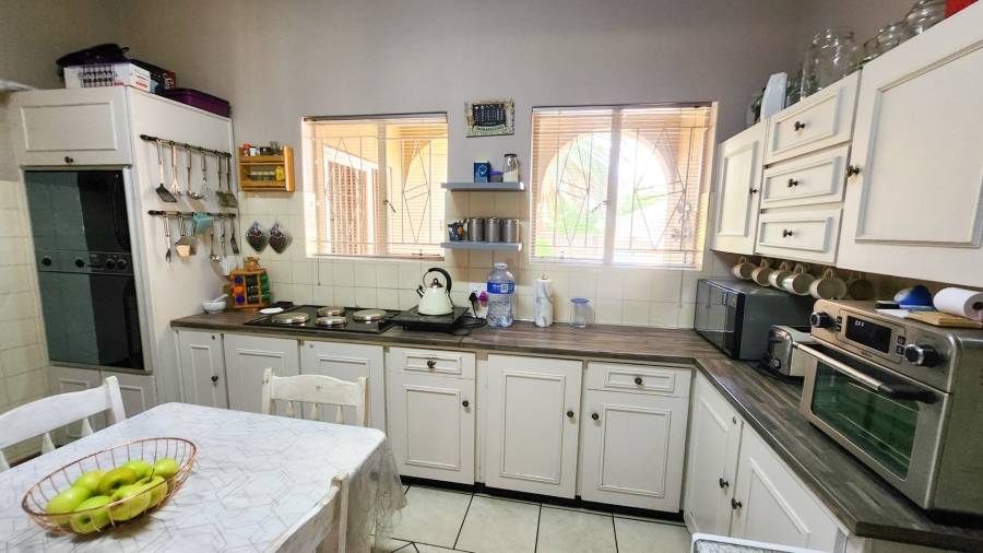 4 Bedroom Property for Sale in Wilkoppies North West
